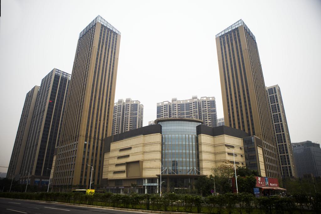 Guangzhou Yi Long International Apartment ภายนอก รูปภาพ